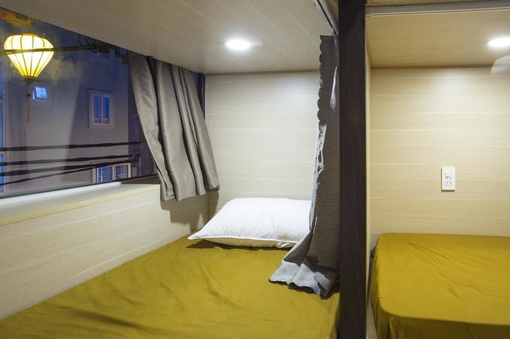 Saigon Marvel Hostel Хошимин Екстериор снимка